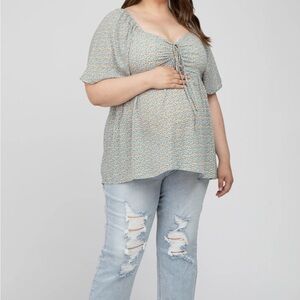 Pinkblush NWOT | Ivory Ditsy Print Front Tie Flutter Sleeve Maternity Plus Top